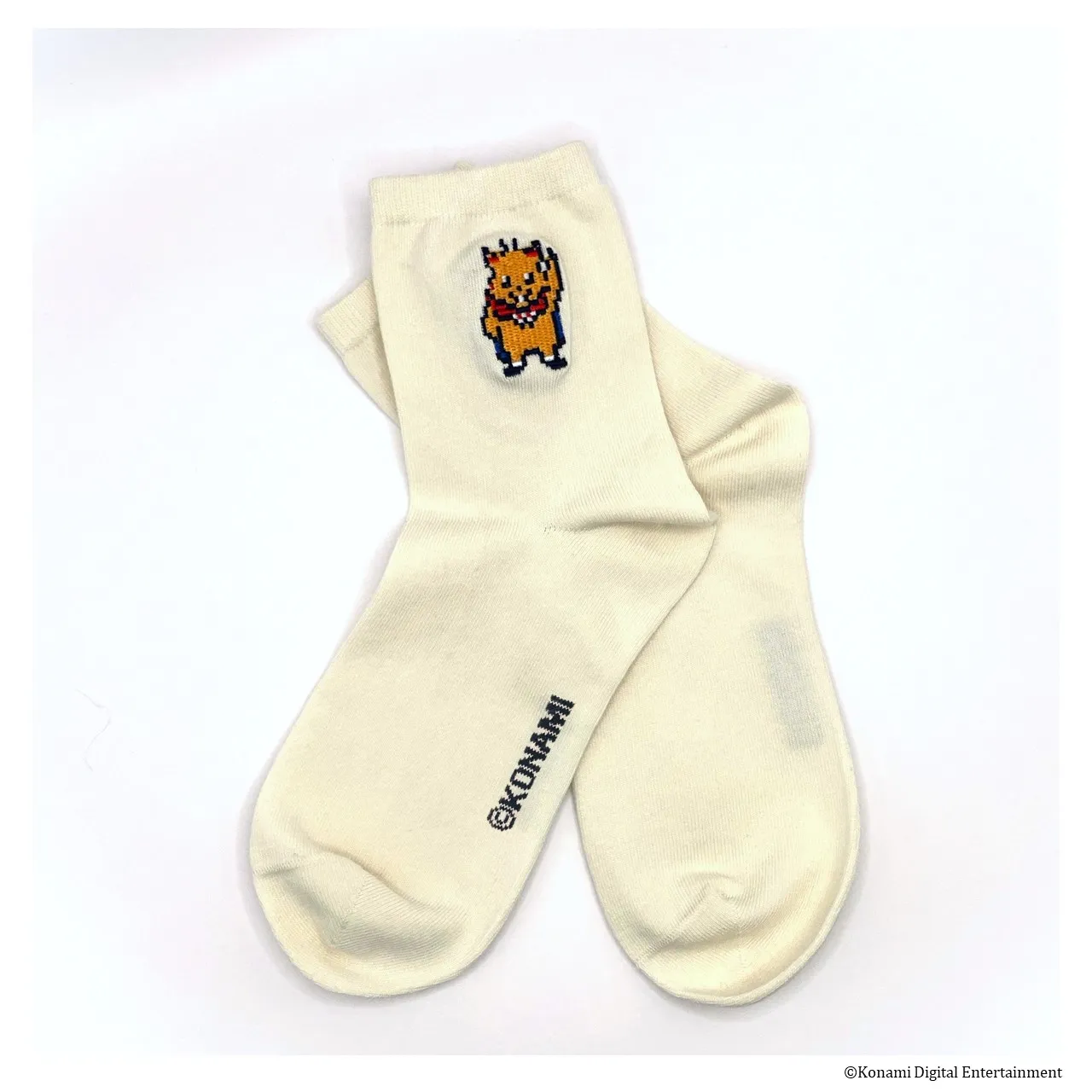 ムクムクの刺繍ソックス